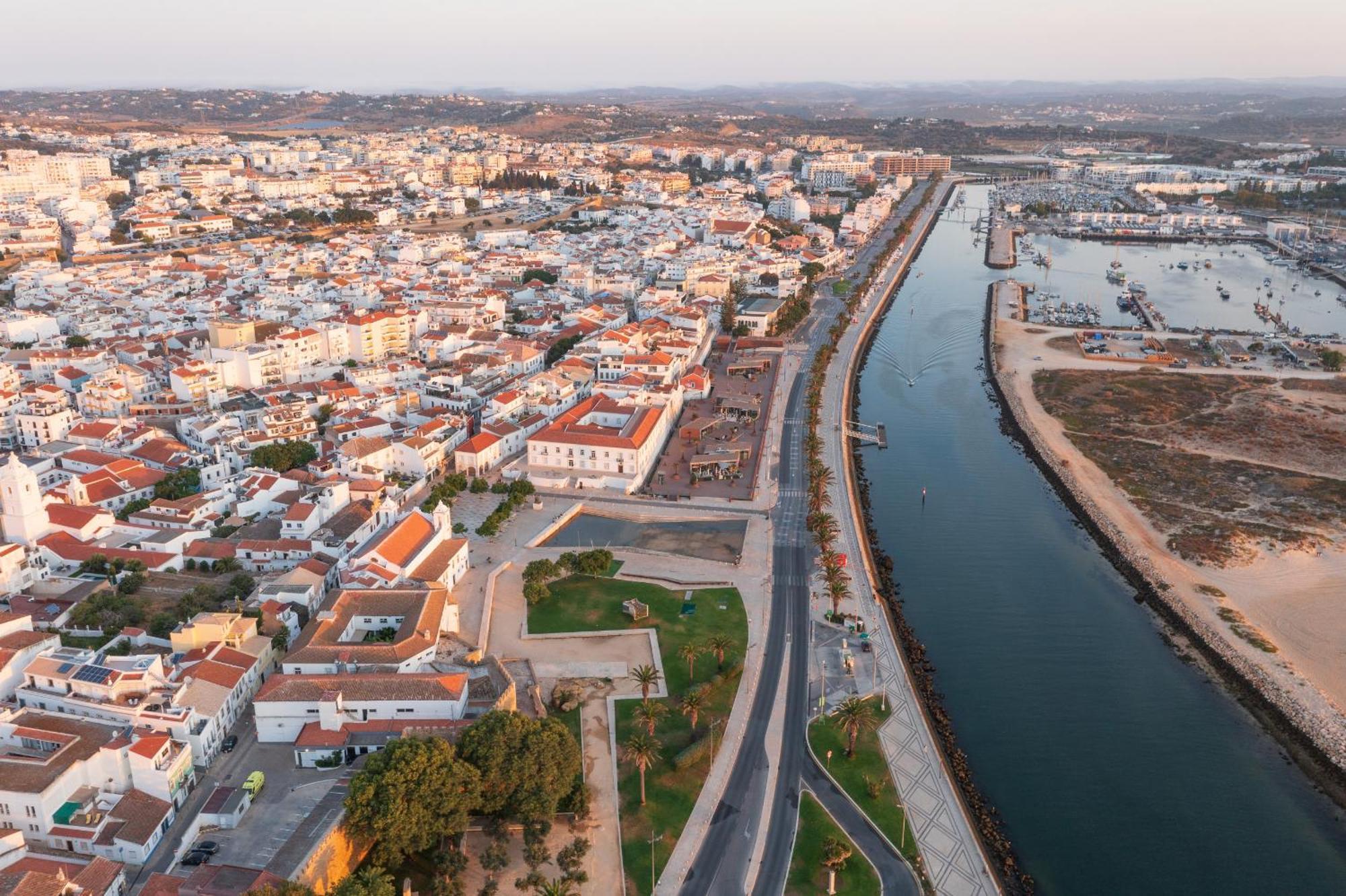 Fabrica Da Ribeira 80 By Destination Algarve Lägenhet Lagos Exteriör bild